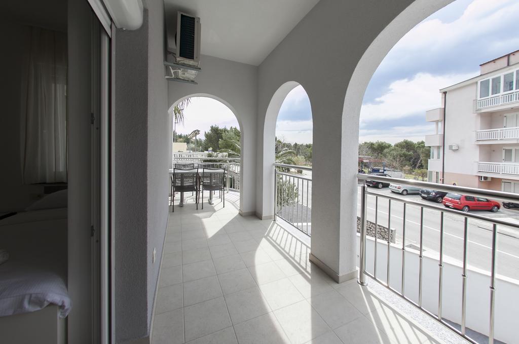 Villa Klara Apartments Baška Voda Εξωτερικό φωτογραφία