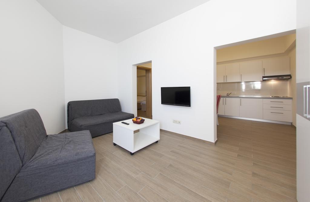 Villa Klara Apartments Baška Voda Εξωτερικό φωτογραφία