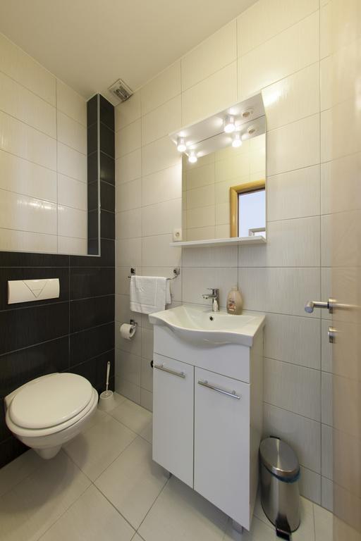 Villa Klara Apartments Baška Voda Εξωτερικό φωτογραφία